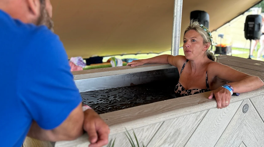 How long should you stay in an ice bath? | Brass Monkey Ice Baths 